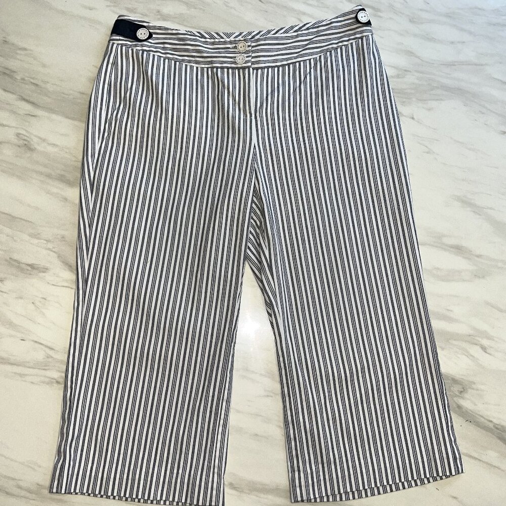 White House Black Market Black and White Striped Capri Pants